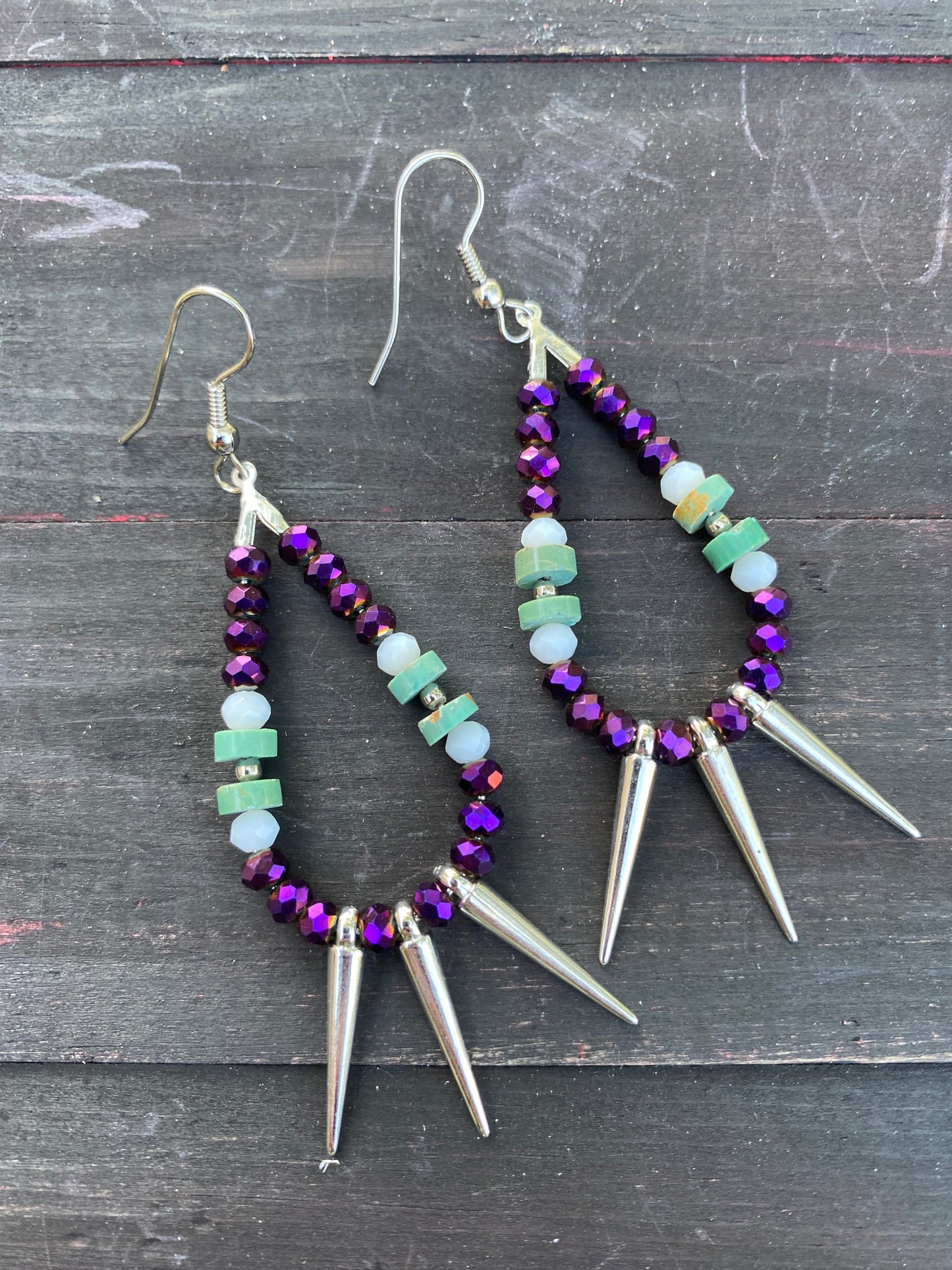 Tear drop with spike drop